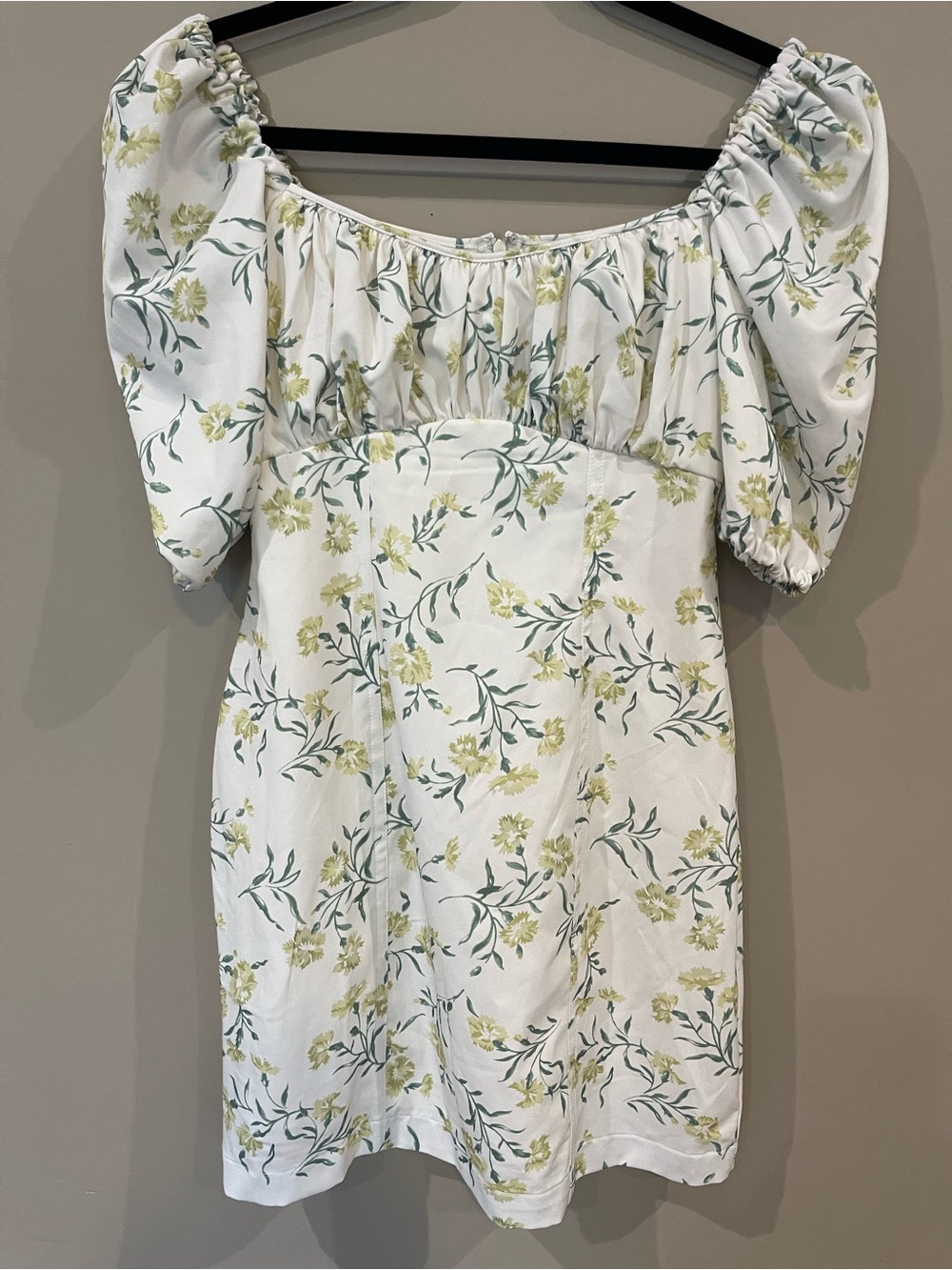 Lea & Viola White Floral Puff-Sleeve Skirt with Green and Yellow Print